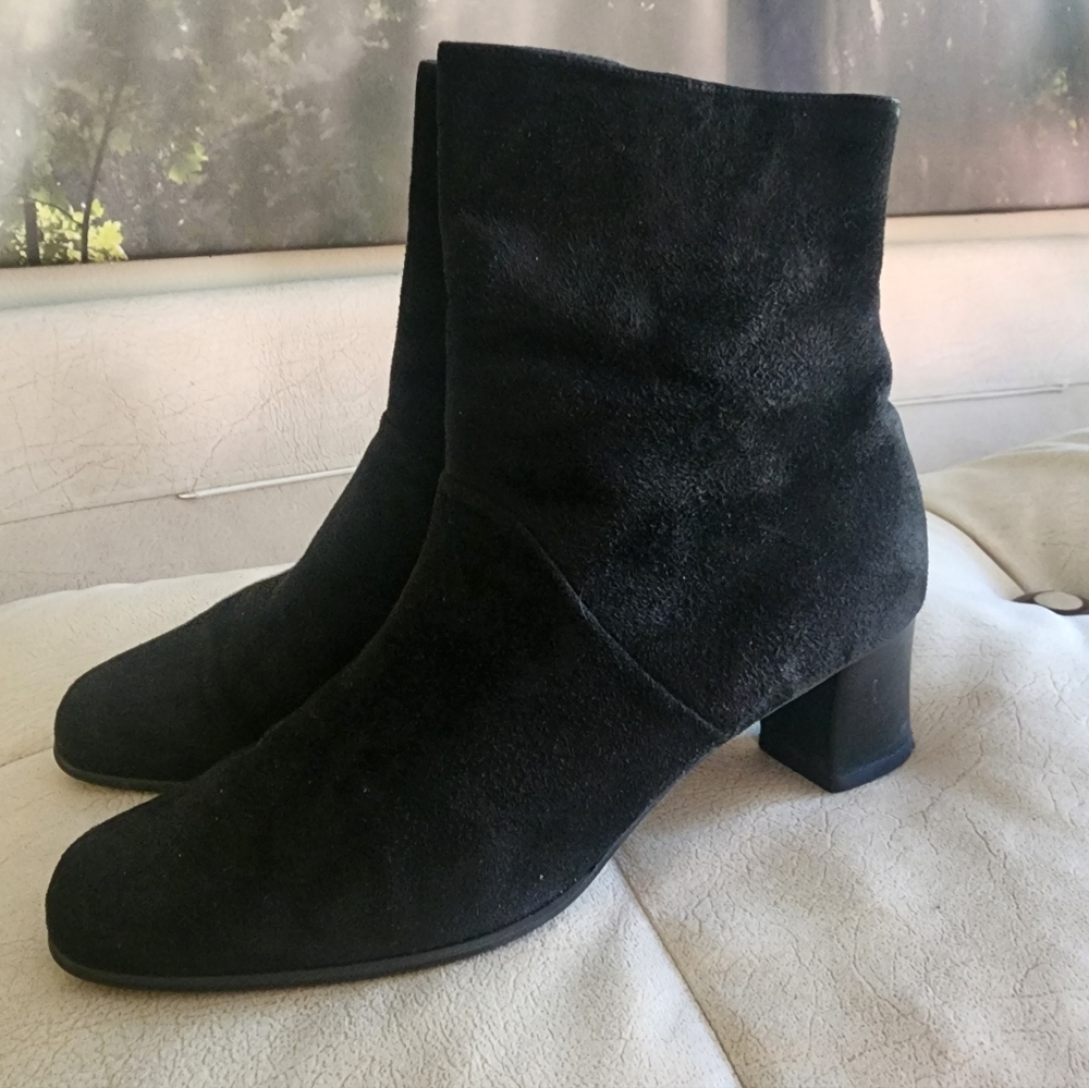 Peter Kaiser Elastomere Black Suede Heeled Boots.New Condition